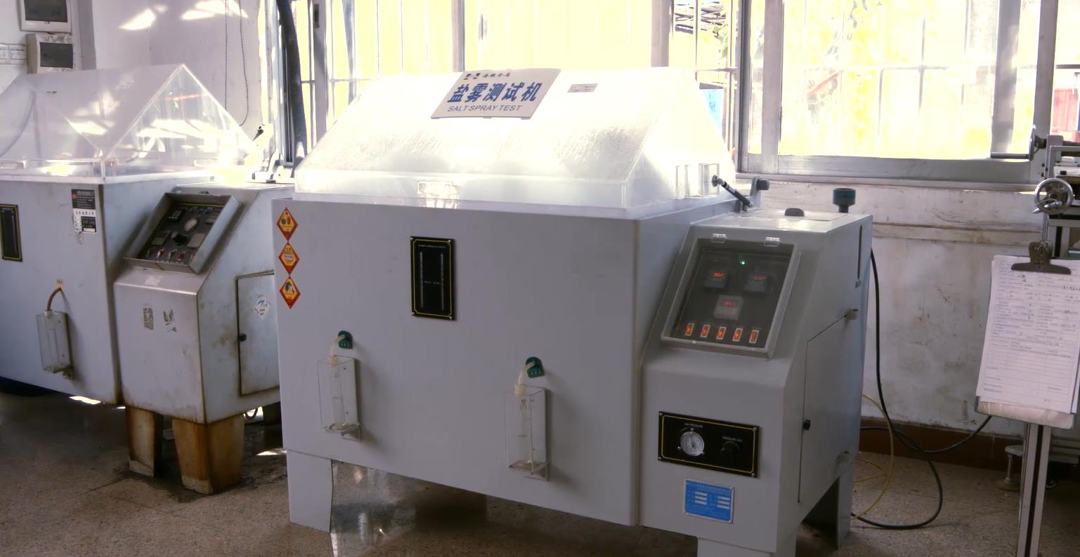 2. Salt Spray Test machine